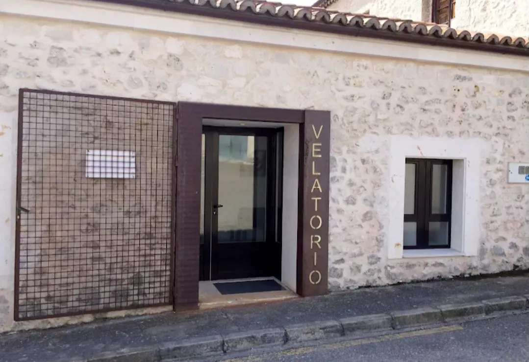 Tanatorio de Montemayor de Pililla (Valladolid) Tanatorio de Montemayor de Pililla (Valladolid)