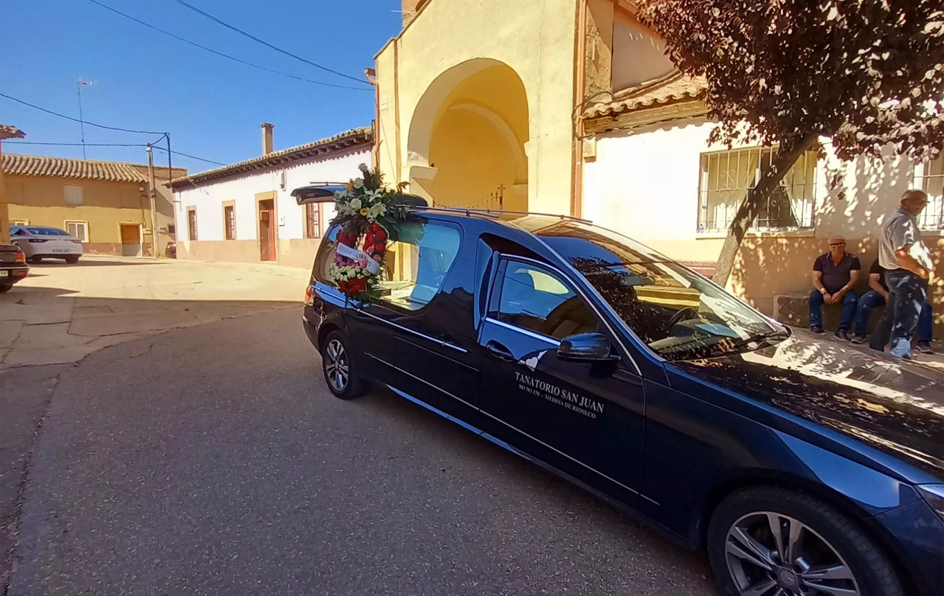 Tanatorio Santa Cruz de Villalar de los Comuneros (Valladolid) Tanatorio Santa Cruz de Villalar de los Comuneros (Valladolid)